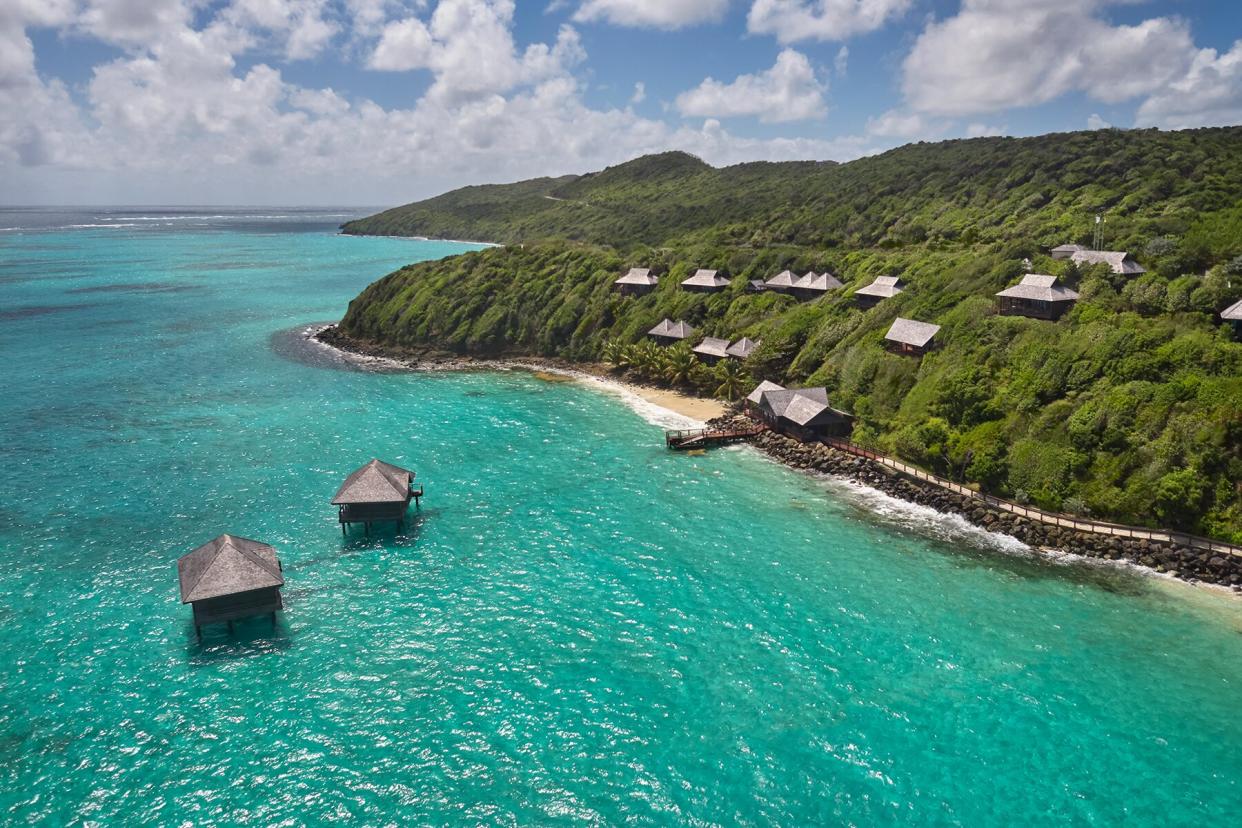 The overwater bungalows at Mandarin Oriental, Canouan