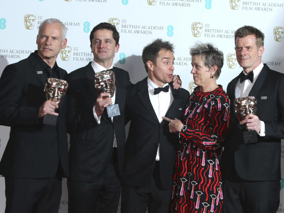 Das Drama “Three Billboards Outside Ebbing, Missouri” räumte bei den BAFTAs ab. (Bild-Copyright: Joel C Ryan/Invision/AP)