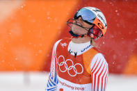 <p>07h32 : Pour sa dernière course olympique, la superstar du ski féminin a enfourché un piquet en haut du parcours et ne décroche donc pas de médaille sur ce combiné alpin. </p>