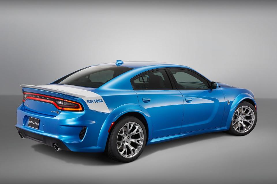 View 2020 Dodge Charger SRT Hellcat / Scat Pack Widebody Photos