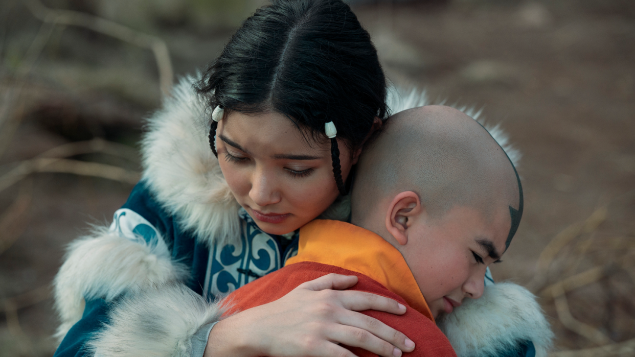 kiawentiio as katara and gordon cormier as aang in season 1 of avatar the last airbender