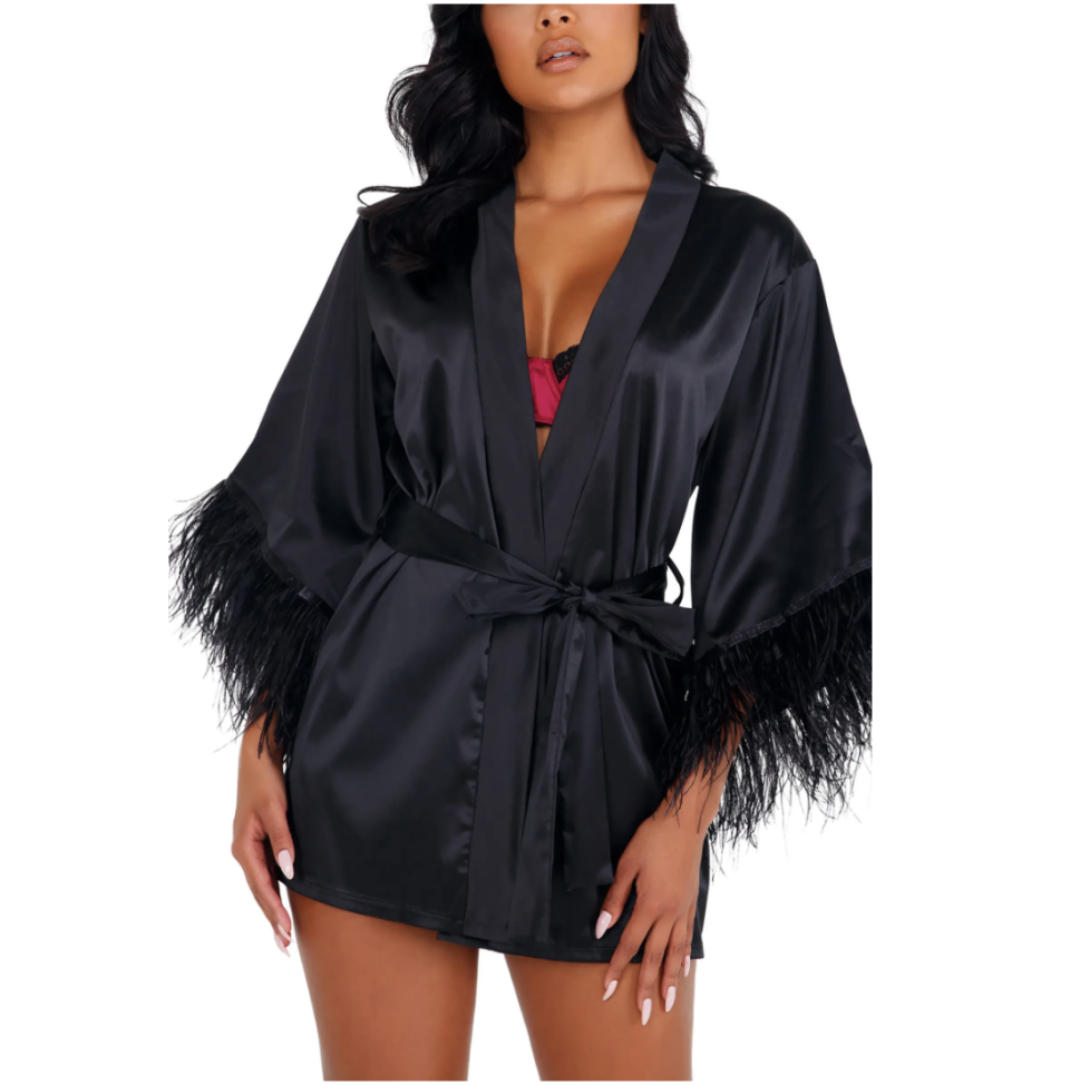 17) Candice Feather Kimono