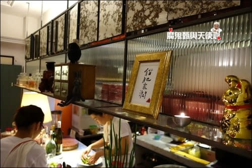 《捷運板南線/市政府站美食》屋頂上的貓食堂(貓私廚)．台北最難訂位的無菜單料理