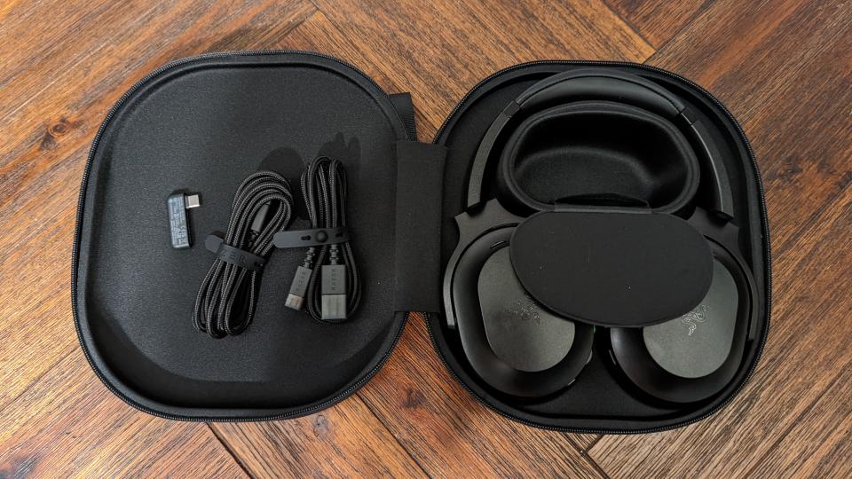 The Razer Barracuda Pro headset with its included pouch, wireless dongle, and wires. (Photo: Yahoo Gaming SEA)