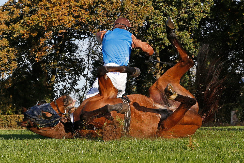 Horse racing in England