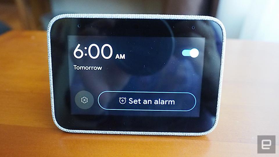 Lenovo Smart Clock