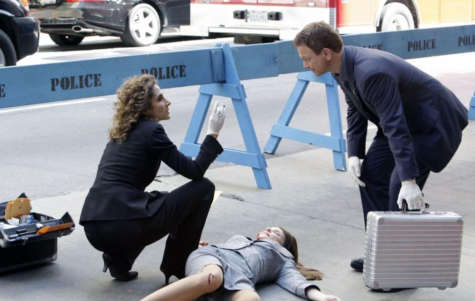 美劇《CSI犯罪現場：紐約》由演員蓋瑞辛尼斯（左二）主演，備受觀眾好評。（翻攝自tvheute.at）