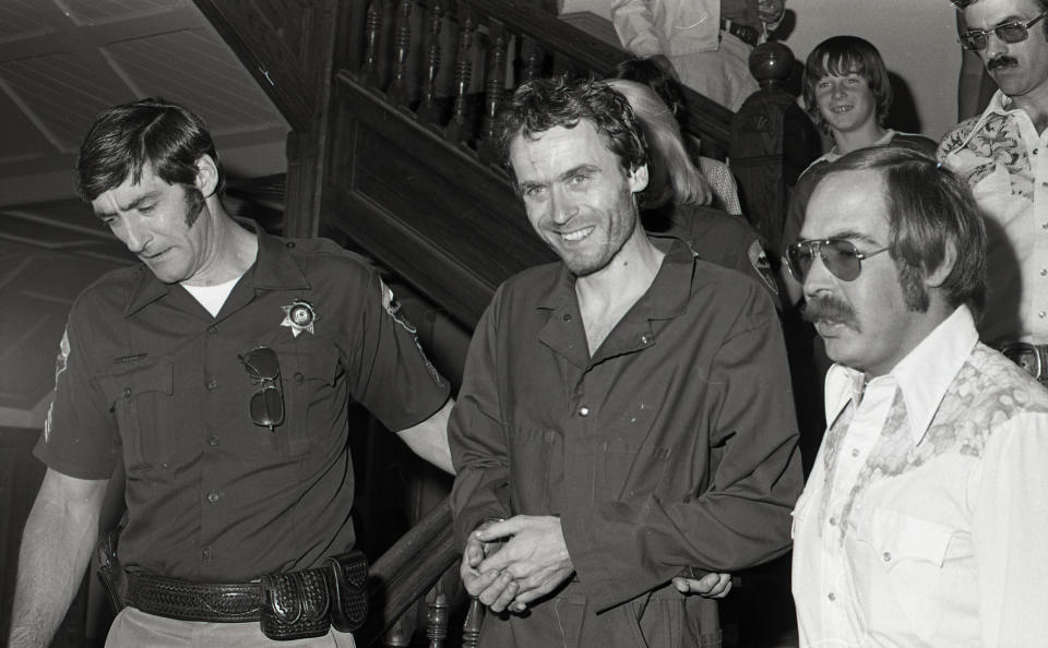 Ted Bundy verpasste keine Gelegenheit, charmant in die Kamera zu lächeln. (Bild: AP)