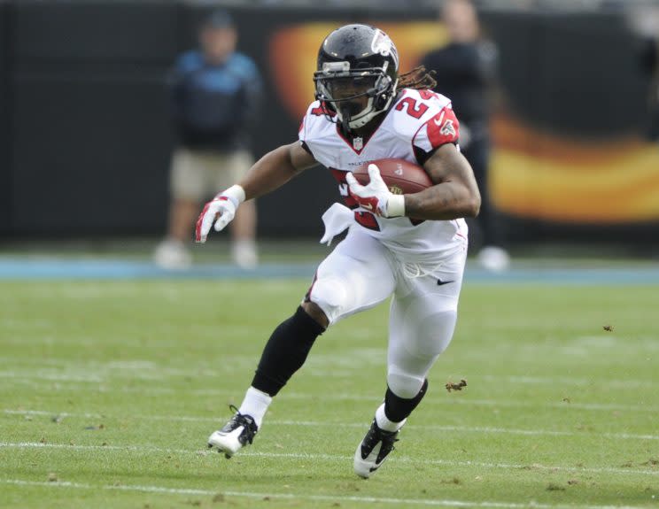 Devonta Freeman’s agent said her client wants to get a contract extension from the Falcons. (AP)