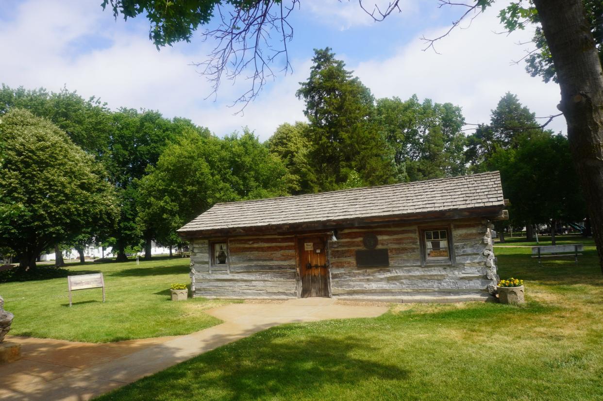 An original Pony Express cabin is a tourist attraction in Gothenburg, Nebraska.