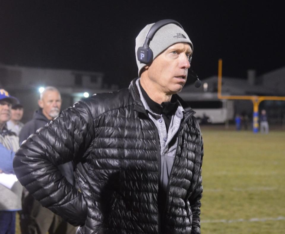 Fall River coach Todd Sloat stares at the clock during the CIF Northern Regional Division 7-AA title game against Le Grand at Fall River High School on Saturday, Dec. 4, 2021.