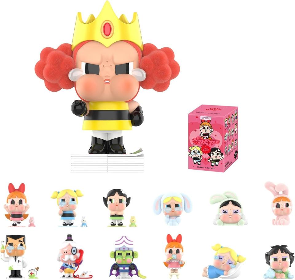 figurines of the powerpuff girls characters