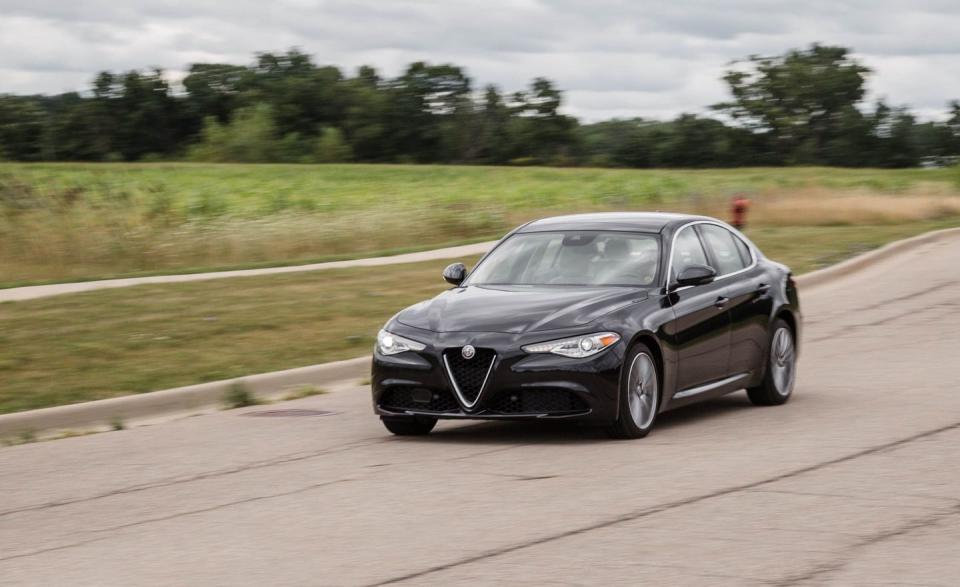 2017 Alfa Romeo Giulia 2.0T AWD