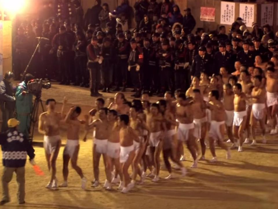 Naked Man festival in Japan to include women for the first time in its 1250-year history (YouTube)