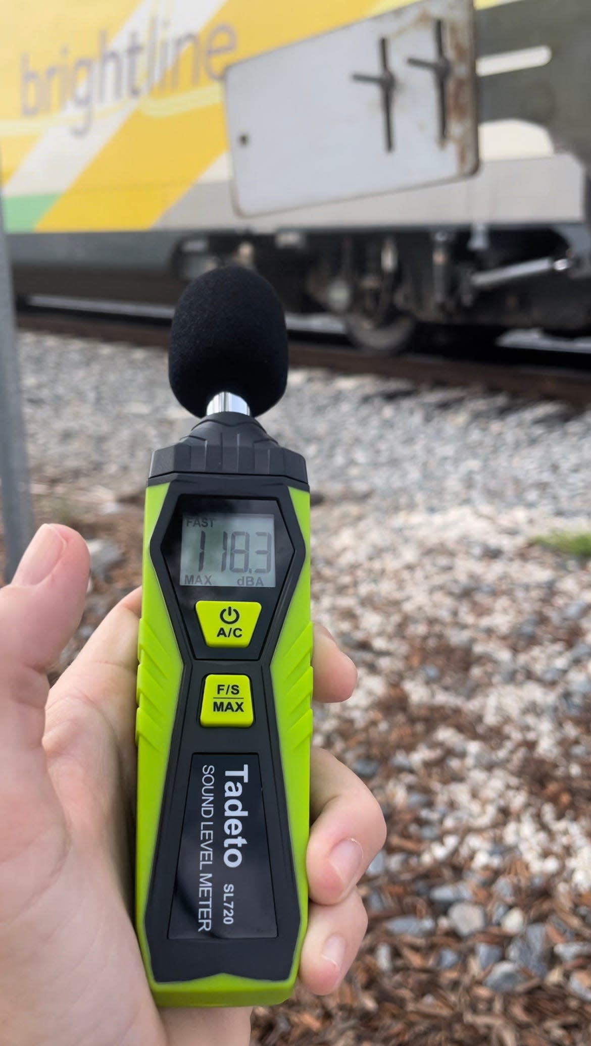 TCPalm bought a decibel reader, tested the volume of the Brightline train versus the freight train as close to the tracks as possible and found both to be about 118 decibels.