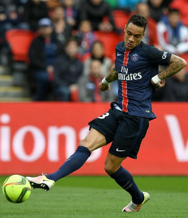 Gregory van der Wiel  Paris saint germain fc, Soccer players, Football  players