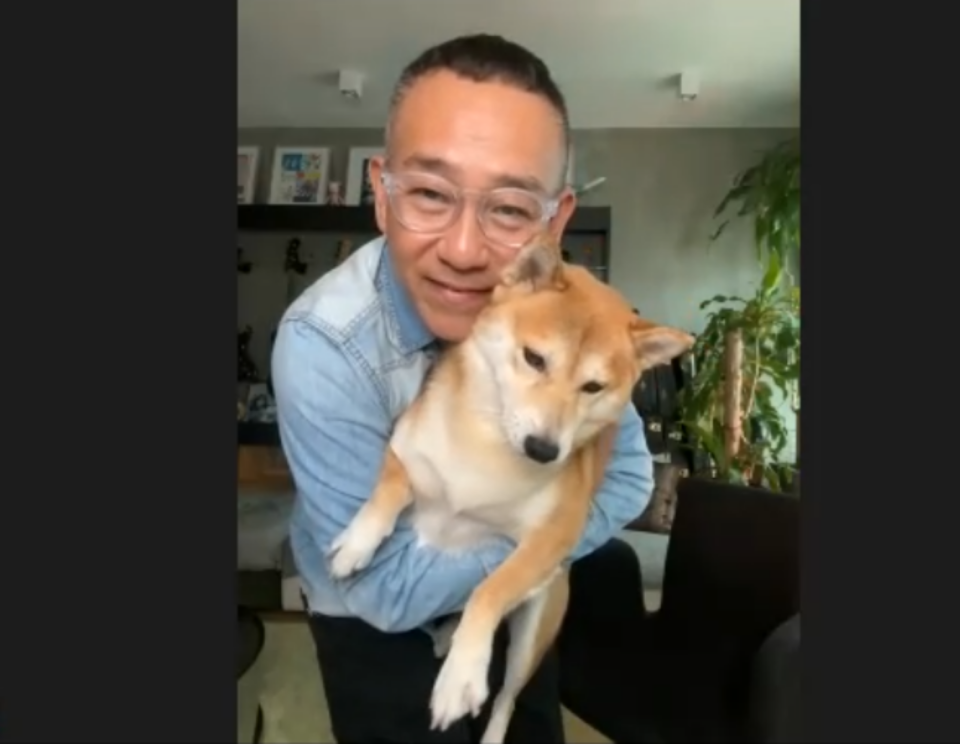 林保怡曬出愛犬「飯桶」。（圖／台北双喜提供）