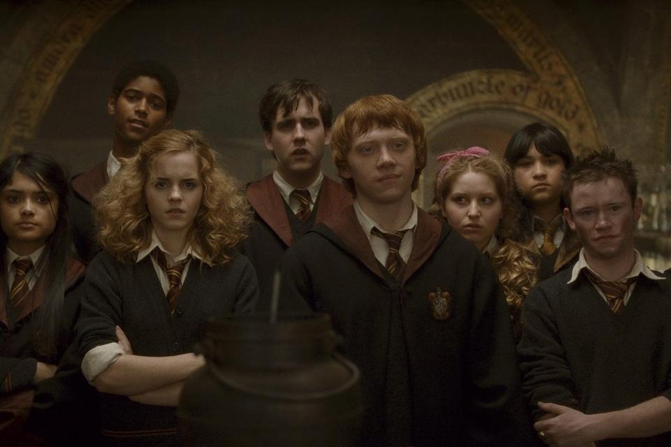 Murray, far right, as Seamus Finnegan with his Potter co-stars ()