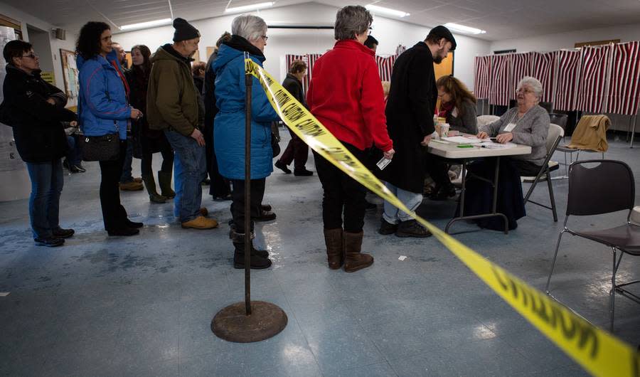 New Hampshire Primaries 2016: Full Results for Democratic and Republican Races