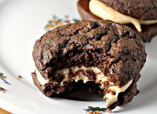 <strong>Get the <a href="http://www.joanne-eatswellwithothers.com/2012/03/recipe-chocolate-peanut-butter-whoopie.html" target="_hplink">Chocolate Peanut Butter Whoopie Pies recipe</a> by Eats Well With Others</strong> 