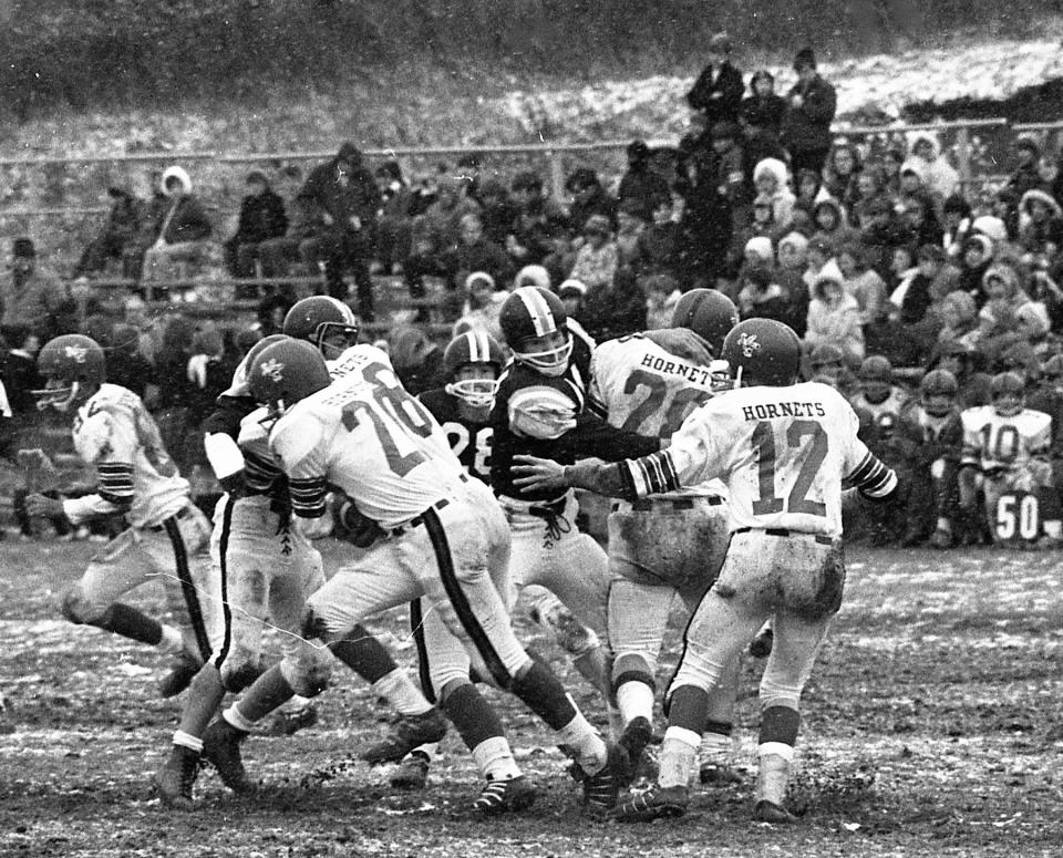 More than 1,100 fans turned out for Honesdale's 1969 Thanksgiving Day battle with Weatherly, a game the Hornets won by a score of 29-0.