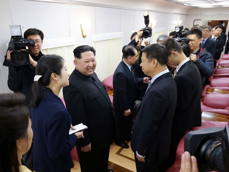 El líder norcoreano Kim Jong-un en el tren blindado que utiliza para viajes internacionales