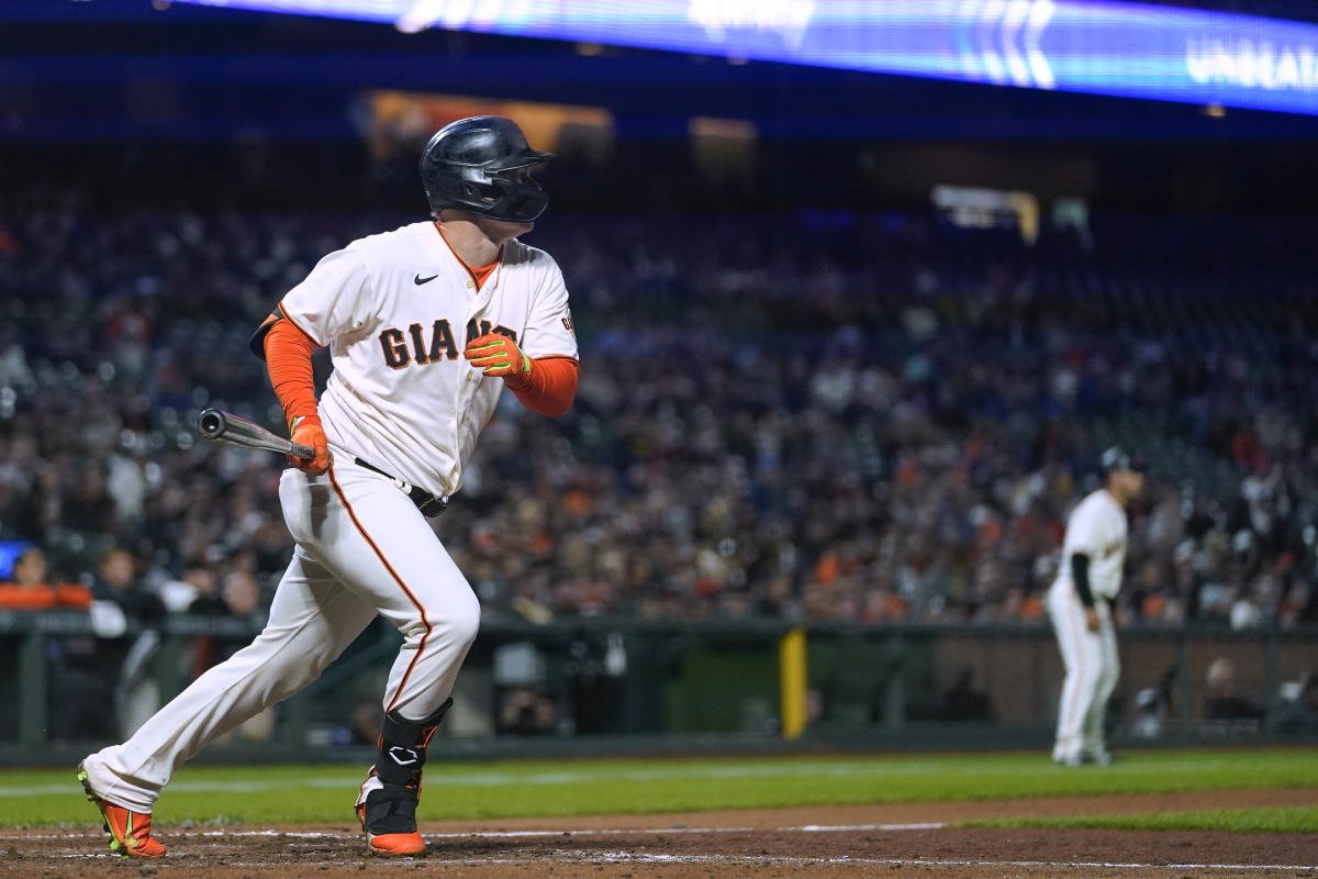 Rockies sweep Giants 9-5 and 5-2, dropping San Francisco 2 1/2