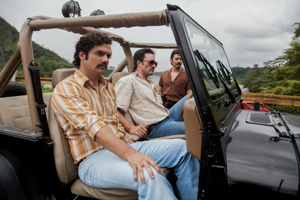 Wagner Moura’s Pablo Escobar with his right-hand man, Juan Pablo Raba’s Gustavo, in Narcos. (Netflix)