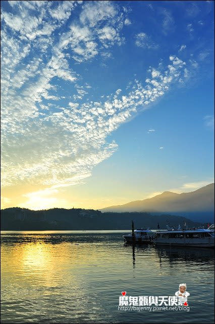 《南投景點美食》日月潭朝霧碼頭日出 埔里鹹油條 恆吉城早餐店蔥油餅加蛋