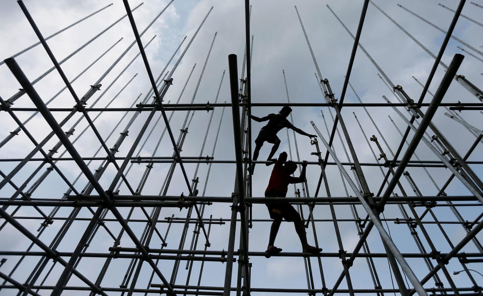 Vesak preparations in Sri Lanka