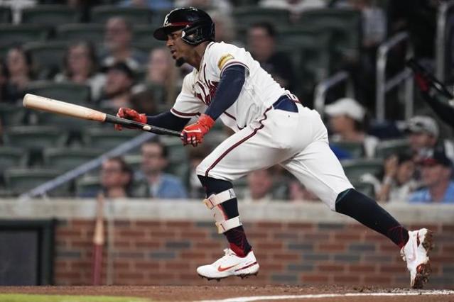 Acuña nears becoming 1st 40-60 player, homers twice on bobblehead