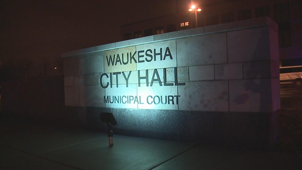 <div>Waukesha City Hall, Municipal Court</div>