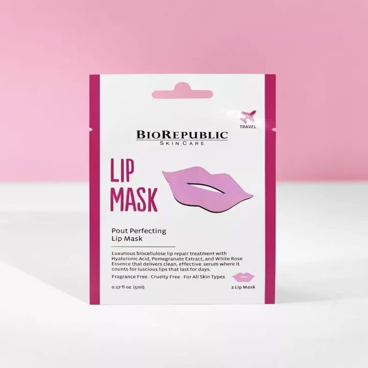 the lip mask in its packaging