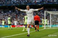 Football Soccer - Real Madrid v Manchester City - UEFA Champions League Semi Final Second Leg - Estadio Santiago Bernabeu, Madrid, Spain - 4/5/16Gareth Bale celebrates scoring the first goal for Real MadridAction Images via Reuters / Carl RecineLivepic