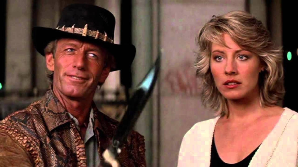 Paul Hogan and Linda Kozlowski in Crocodile Dundee