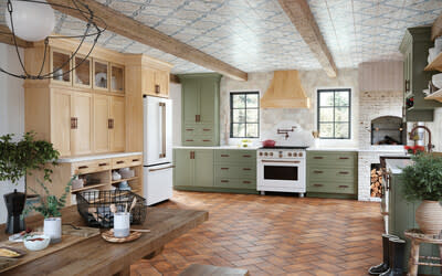 Natural Cabinet Finish on Oak - Diamond Cabinetry