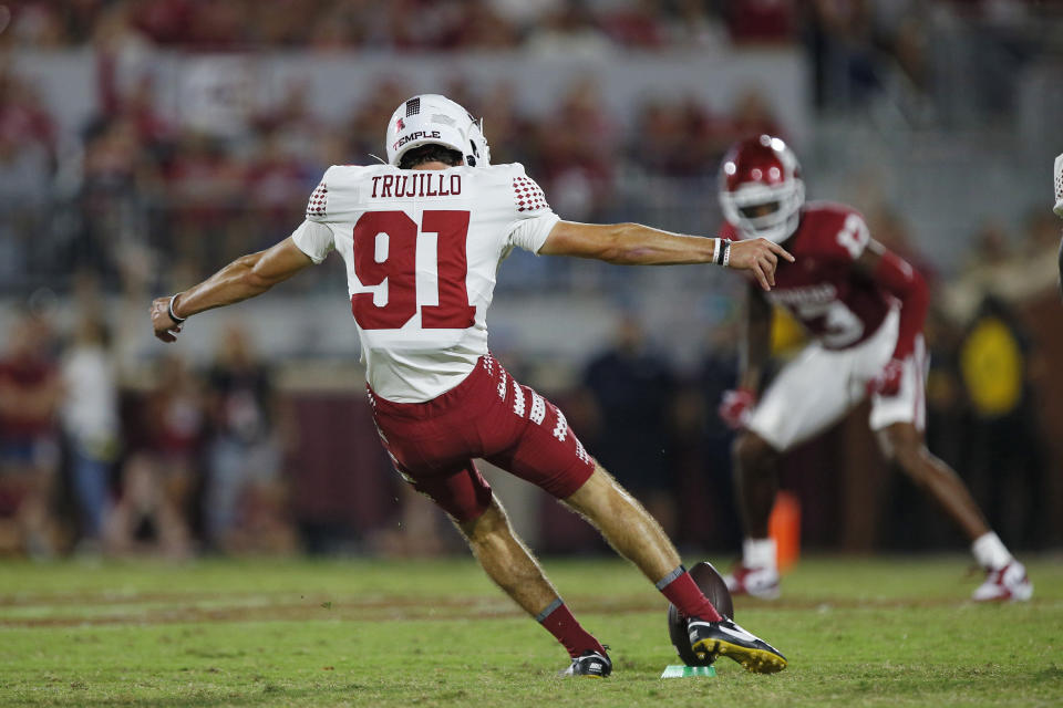 NORMAN, OKLAHOMA - AUGUST 30: Kicker Maddux Trujillo #91 of the Temple Owls kicks the ball to the Oklahoma Sooners for a touchback of 65 yards in the third quarter at Gaylord Family Oklahoma Memorial Stadium on August 30, 2024 in Norman, Okla. Oklahoma won 51-3. (Photo by Brian Bahr/Getty Images)