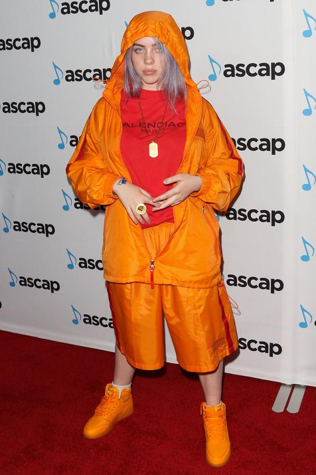 Billie Eilish is giving Avril Lavigne sk8er boi vibes in a tie and baggy  jeans