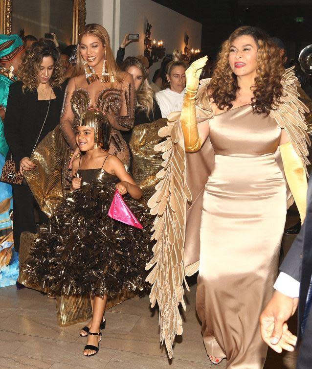 Beyoncé, Blue Ivy and Tina Knowles (Beyonce)