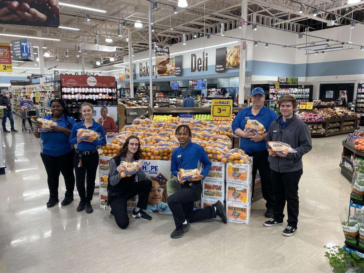 Food Lion Feeds Launches Specially Marked Bagged Apples to Help Provide  Meals to Families in Need