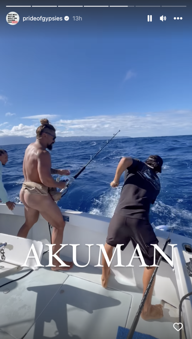 Jason Momoa flashes his bare butt during a fishing trip with friends [Video]