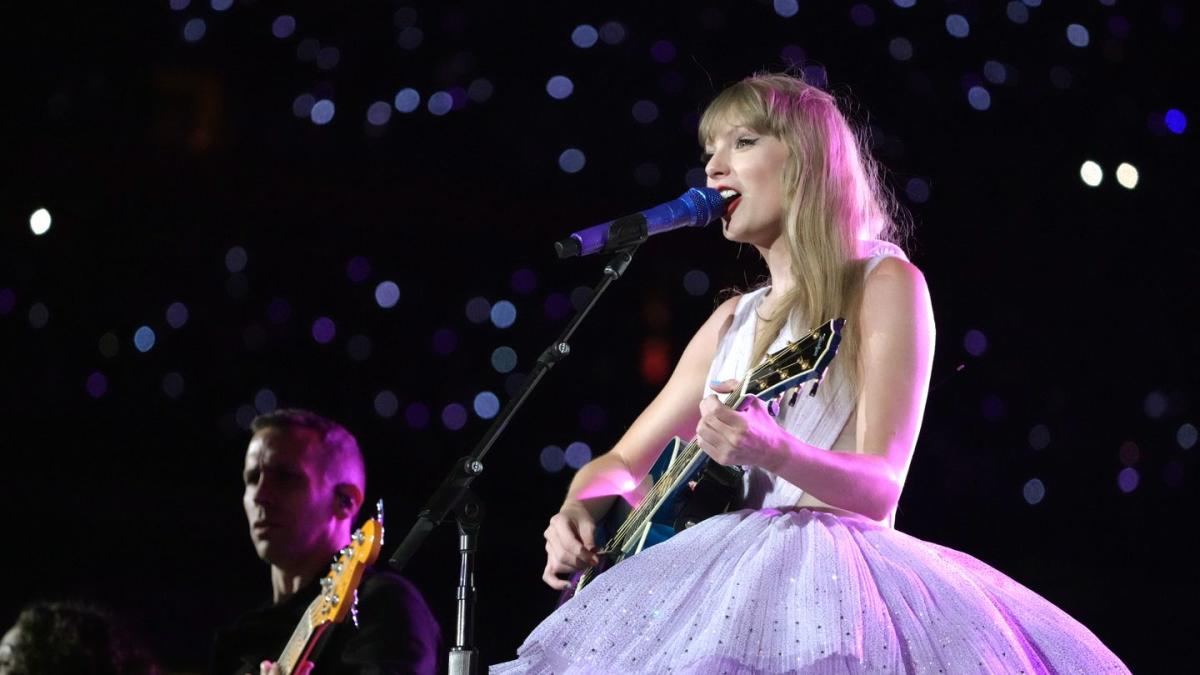 Taylor Swift gifts Eras Tour truck drivers 'life-changing' $100K bonus