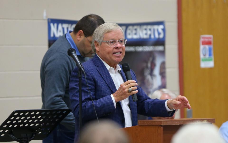 State Sen. Ron Alting (R – District 22) speaks to constituents regarding how he and his colleagues plan to address their concerns regarding Indiana’s Economic Development Corp.'s LEAP project, at the Lafayette Army National Reserve building, on Thursday, Oct. 19, 2023.