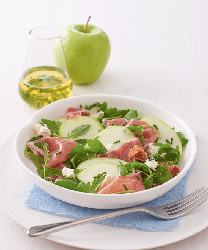 Apple, prosciutto and goats cheese salad