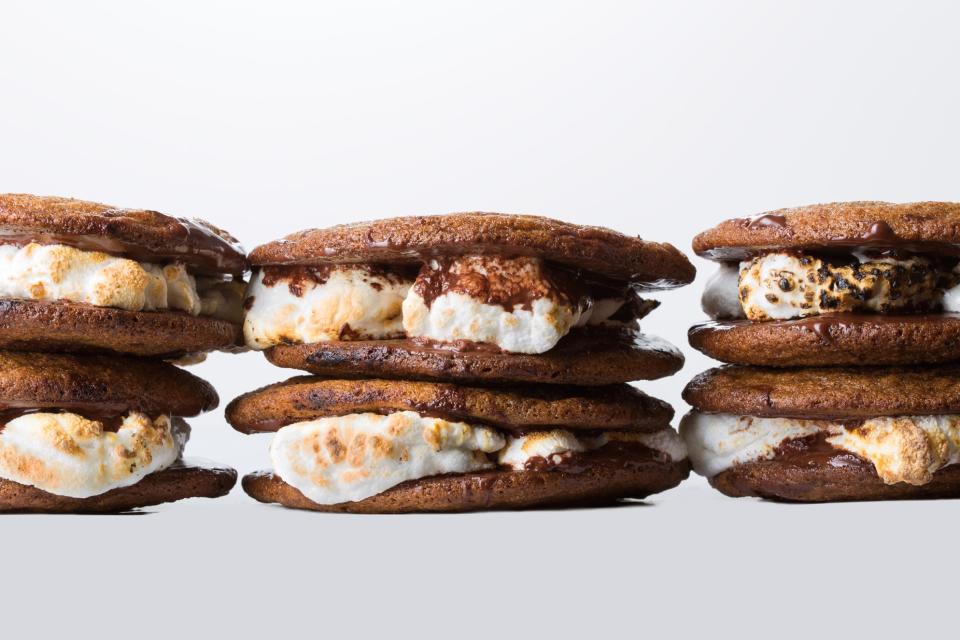 S'mores Sandwich Cookies