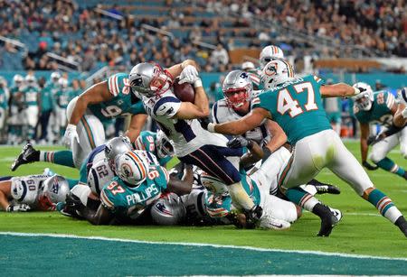 Jay Cutler, Miami Dolphins snap New England Patriots' 8-game win streak 