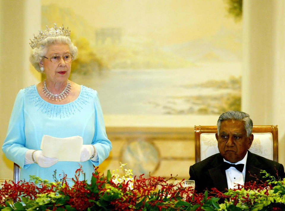 Queen Elizabeth II makes a speech with the President of Singapore S.R. Nathan next to her during a state banquet at the Istana on 17 March 2006.