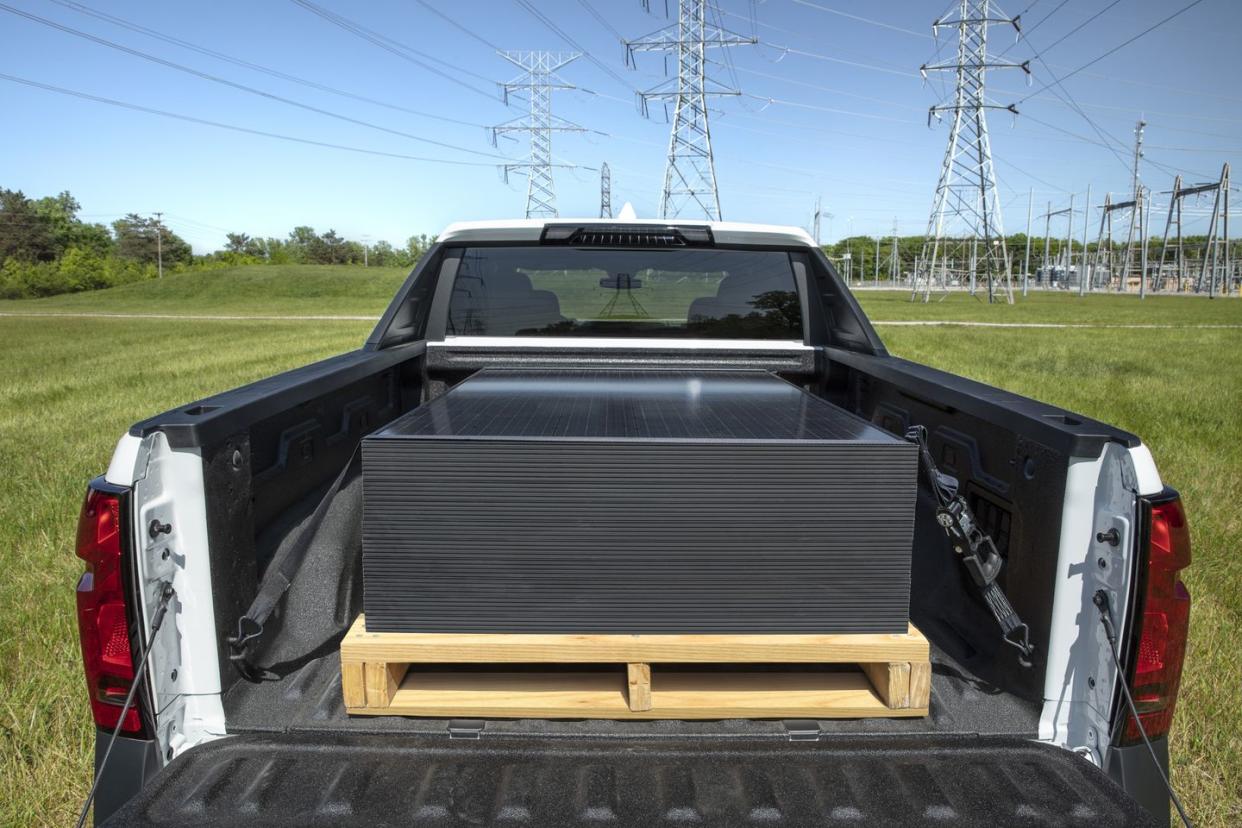 2023 chevrolet silverado ev