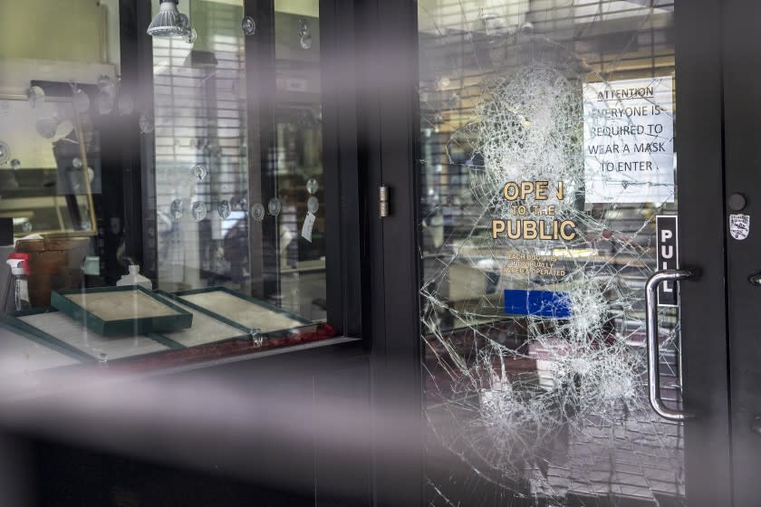 Los Angeles, CA, Tuesday, June 2020 - A jewelry business on Sixth St. was struck by vandals during days of demonstrations downtown over the killing of George Floyd in Minneapolis. (Robert Gauthier / Los Angeles Times)