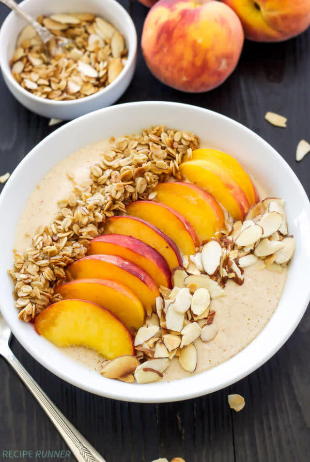 Peach Pie Smoothie Bowl